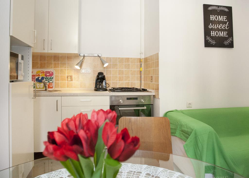 Carolyn Apartman In The Old City Apartment Budapest Exterior photo